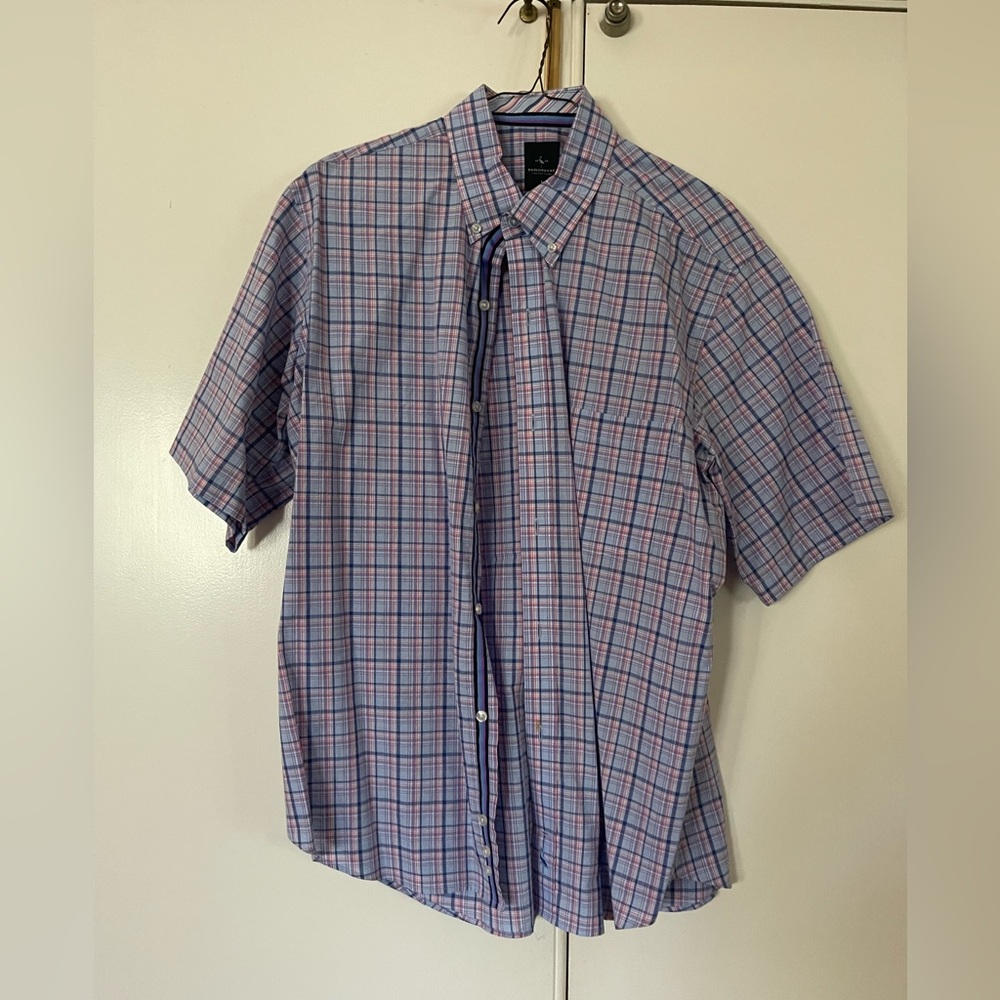 Taylor Byrd short sleeve shirt